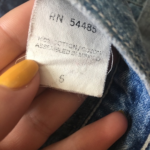 Vintage dungarees jean shorts - Picture 3 of 4